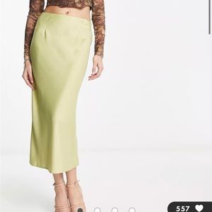ASOS Lime MIDI Skirt. Size 4.